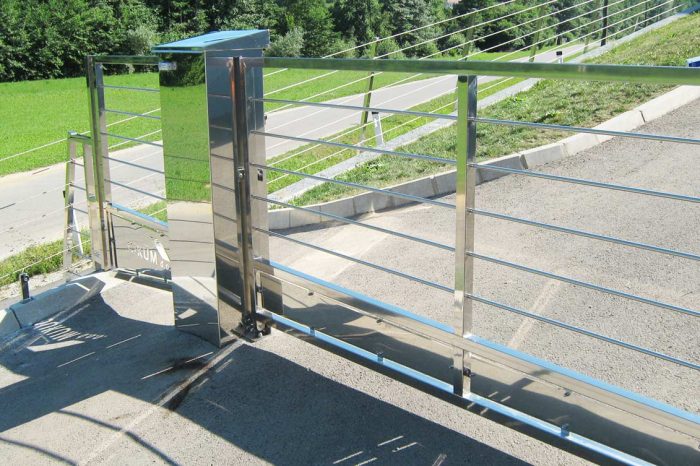 Zunanja inox ograja in vrata